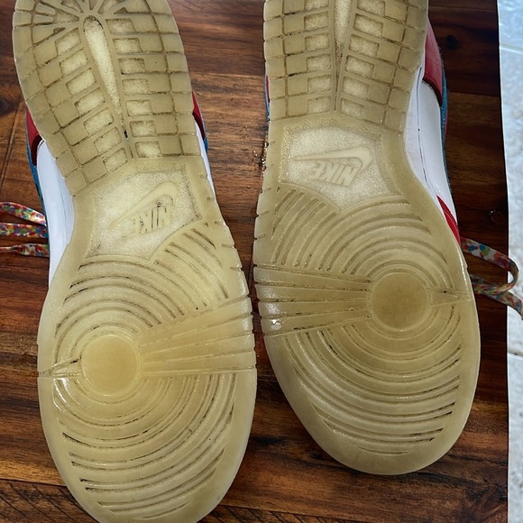 Nike Dunk Low men’s 9.5 QS LeBron James Fruity Pebbles Sneakers DH8009-600 - Picture 14 of 17